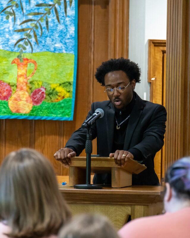 This week's @awakeningsworship community chapel service featured our very own Malcham Seals (MDiv ’24.) 

To hear his sermon, visit youtu.be/h1-4wZEomC0

Remember, you are ALWAYS welcome to join us on Tuesdays at 11 am in Davis Chapel for service.

Link In Bio